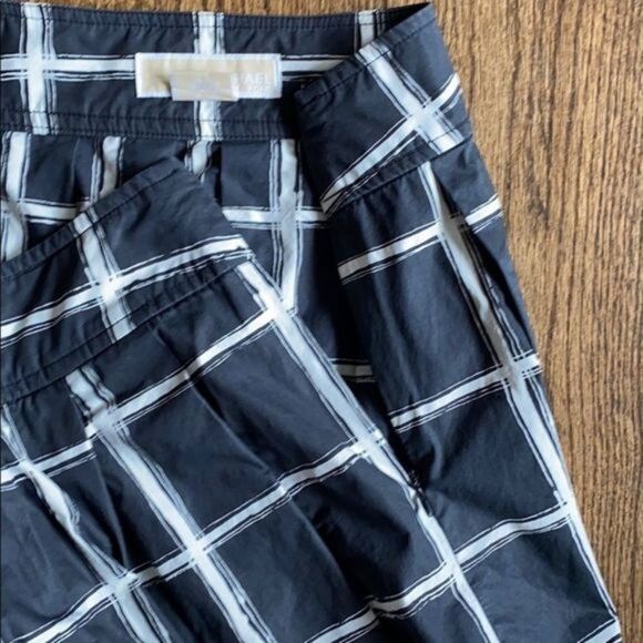 MICHAEL Michael Kors Size 6 Black & White Windowpane Pleated Skirt Size Small - Picture 6 of 7